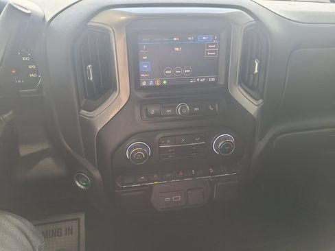 Used 2026 Chevrolet Silverado 1500 Custom Trail Boss w/ LPO, Dark Essentials Package image 12