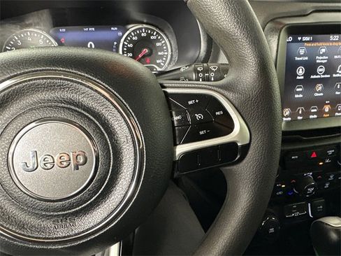 Certified 2023 Jeep Renegade Latitude image 25