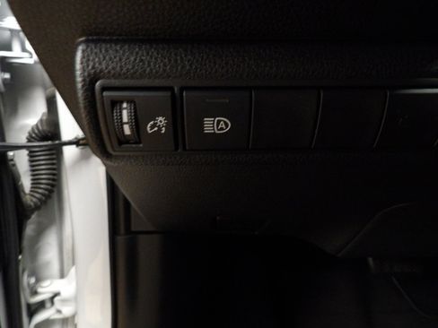 Used 2022 Toyota Corolla LE image 26