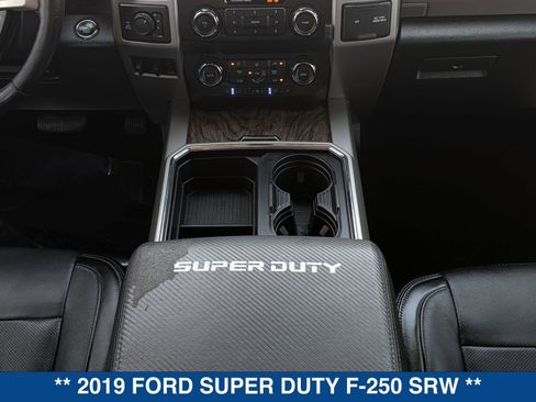 Used 2019 Ford F250 Lariat w/ Lariat Ultimate Package image 24