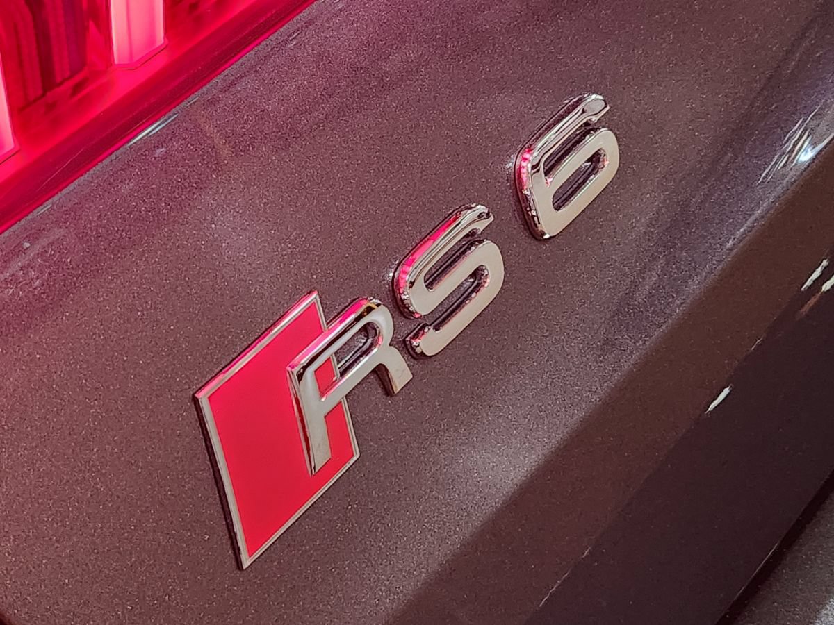 Used 2024 Audi RS 6 performance AWD/4WD image 26