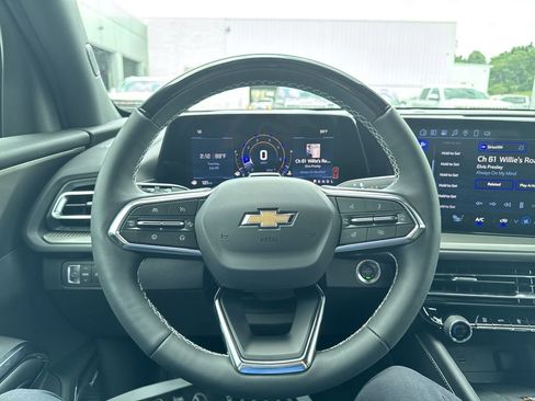 New 2025 Chevrolet Traverse LT w/ Enhanced Driving Package image 20