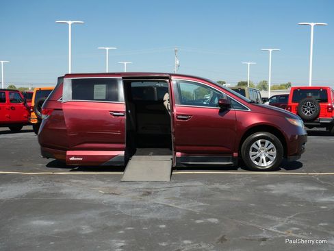 Used 2016 Honda Odyssey EX image 9