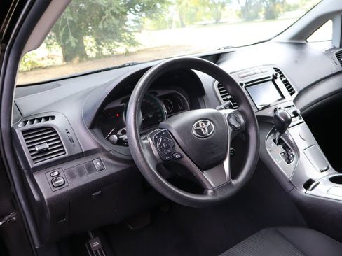 Used 2015 Toyota Venza LE image 15