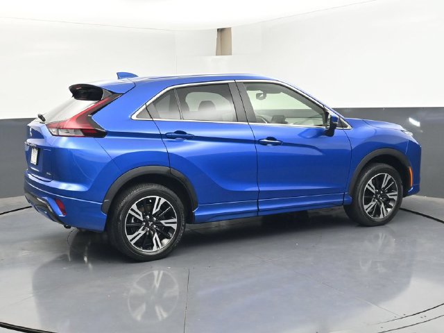 Used 2025 Mitsubishi Eclipse Cross SEL AWD/4WD image 3