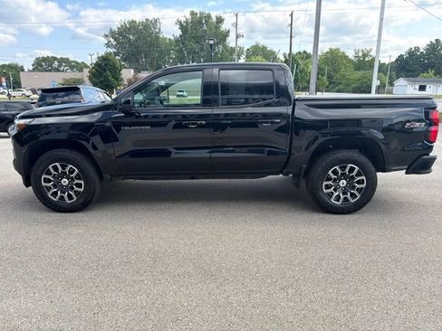 Certified 2024 Chevrolet Colorado Z71 w/ Z71 Convenience Package 2 AWD/4WD image 6