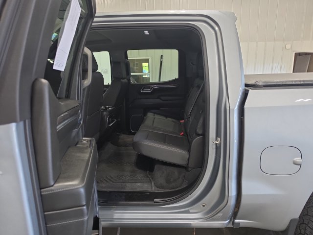 Used 2024 Chevrolet Silverado 1500 LTZ AWD/4WD image 24