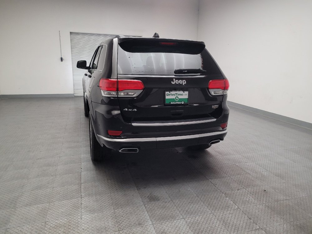 Used 2018 Jeep Grand Cherokee Summit AWD/4WD image 6