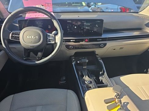 Used 2025 Kia Sorento S w/ Panoramic Sunroof Package image 38