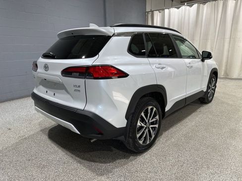 Certified 2023 Toyota Corolla Cross XLE w/ Convenience Package image 4