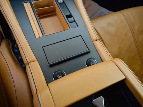 Used 2008 Aston Martin V8 Vantage Coupe image 47