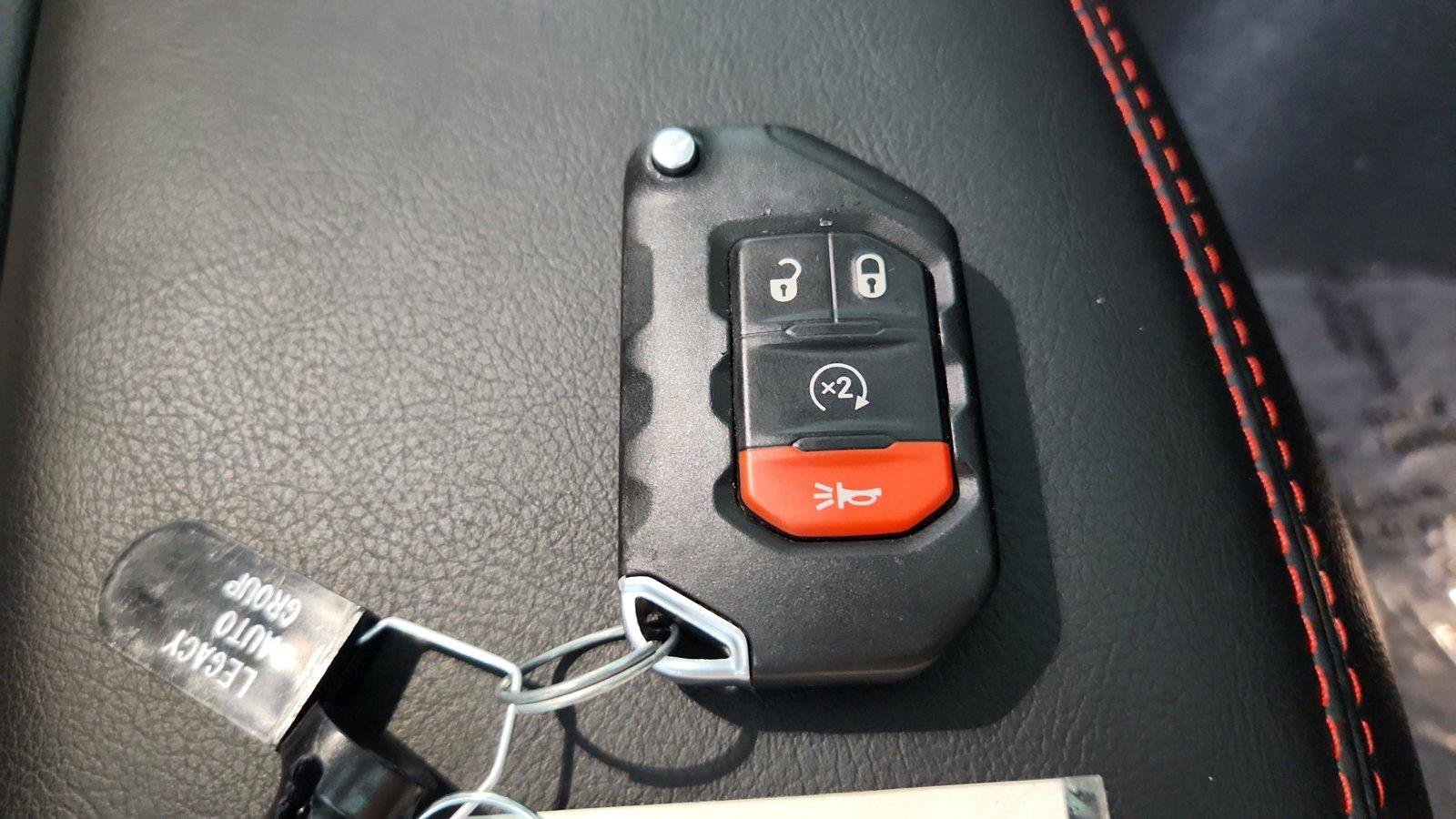 Used 2021 Jeep Gladiator Rubicon AWD/4WD image 29