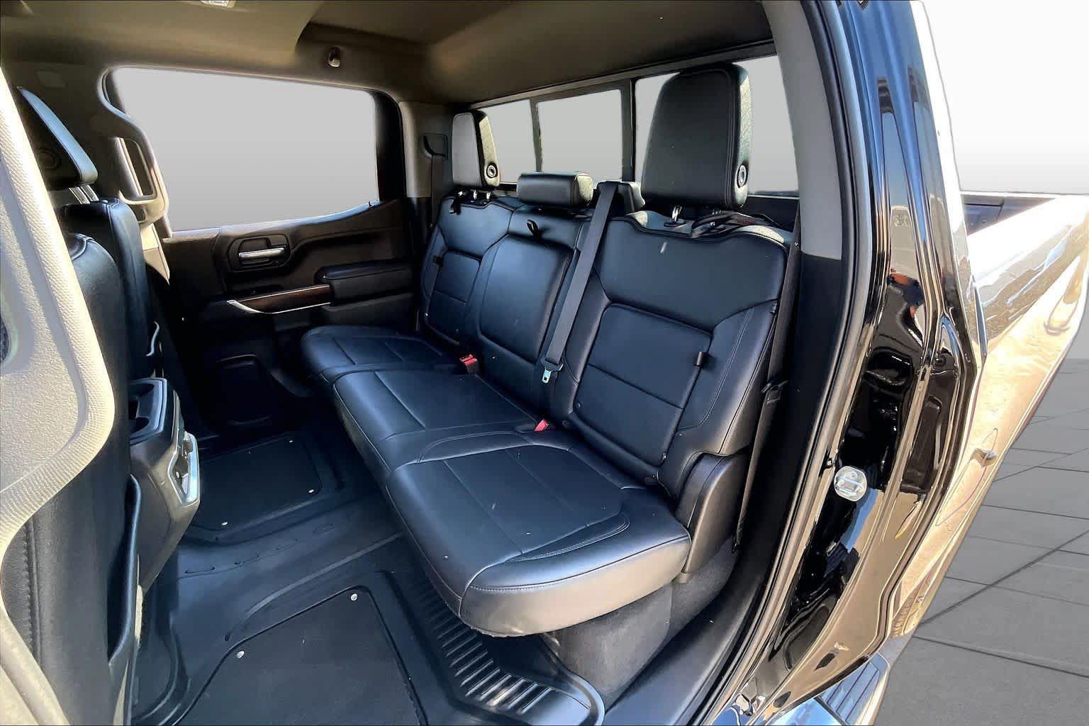 Used 2022 GMC Sierra 1500 SLT RWD image 21
