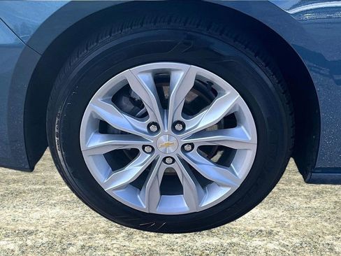 Used 2025 Chevrolet Malibu LT image 33