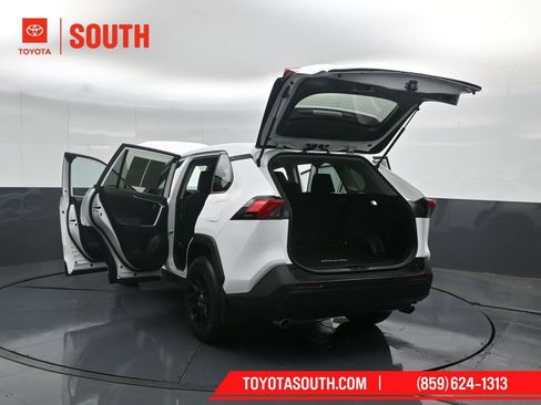 Used 2023 Toyota RAV4 LE FWD image 53