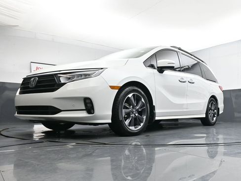 Used 2023 Honda Odyssey Elite image 44