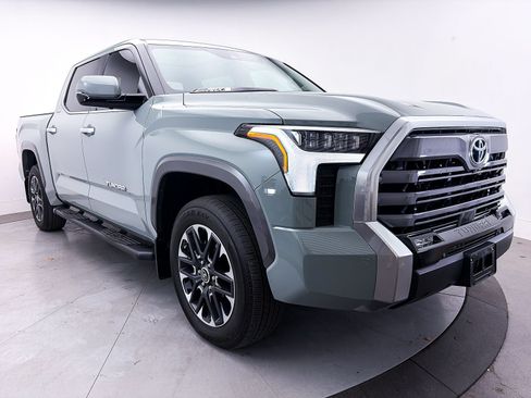 Used 2024 Toyota Tundra Limited AWD/4WD image 15