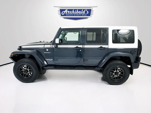 Used 2017 Jeep Wrangler Unlimited Sahara w/ Quick Order Package 24E Chief AWD/4WD image 5