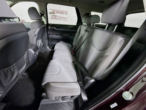 Certified 2022 Hyundai Palisade SE image 27