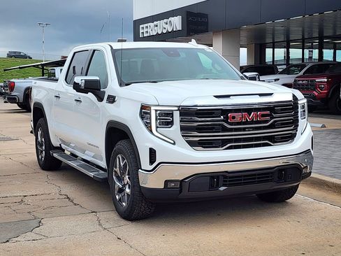 New 2026 GMC Sierra 1500 SLT w/ SLT Premium Plus Package AWD/4WD image 2