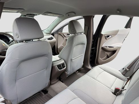 Used 2023 Chevrolet Malibu LT image 6