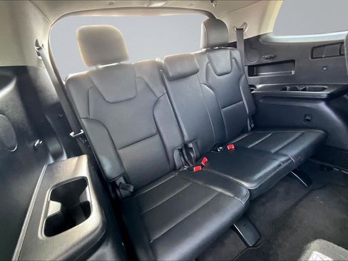 Used 2025 Kia Telluride S FWD image 27