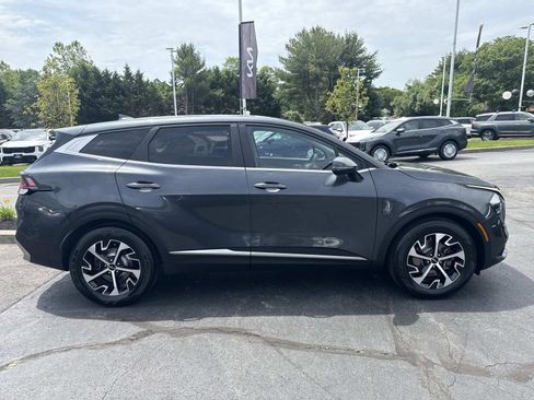 Used 2023 Kia Sportage EX FWD image 8
