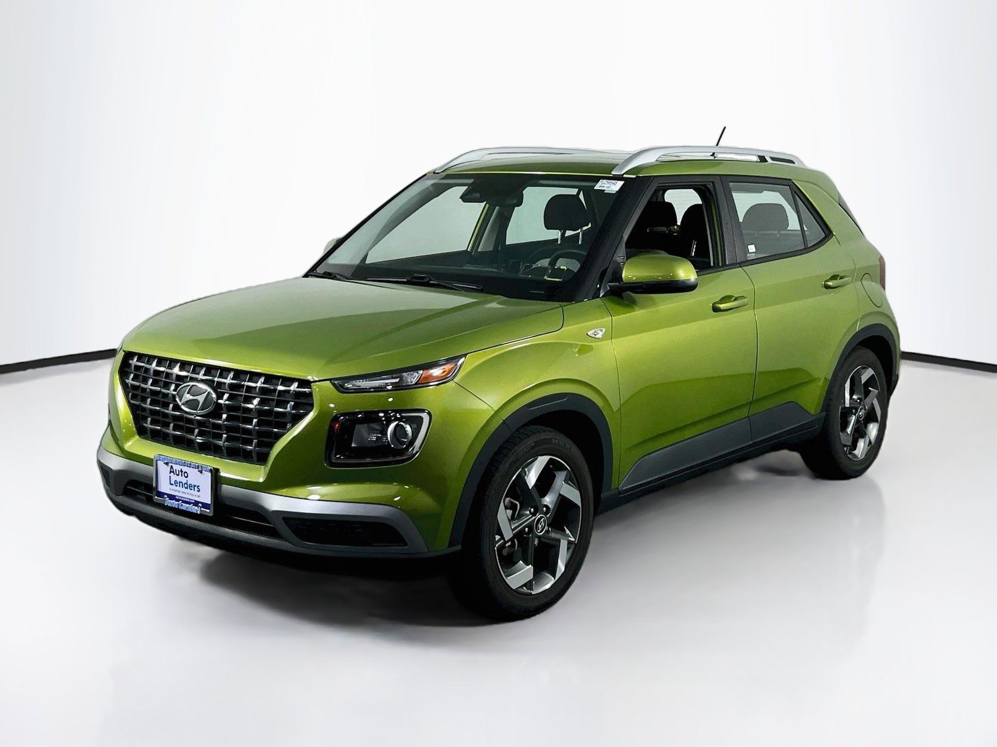 Used 2023 Hyundai Venue SEL FWD image 1