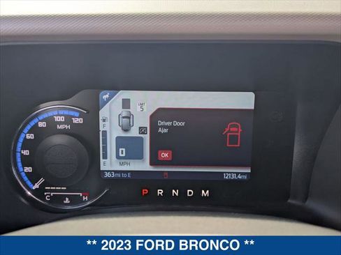 Used 2023 Ford Bronco Wildtrak image 16