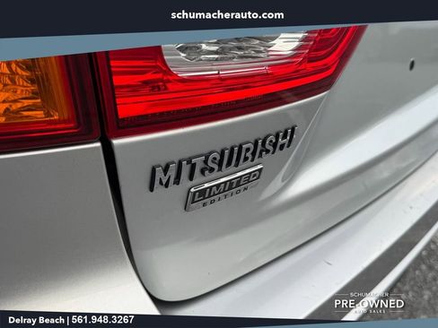 Used 2018 Mitsubishi Outlander Sport LE FWD image 13