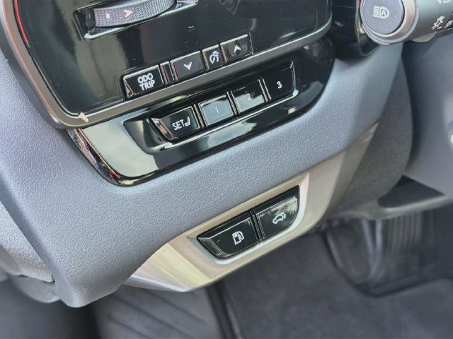 Used 2024 Lexus RX 350 Premium w/ Cold Area Package AWD/4WD image 13