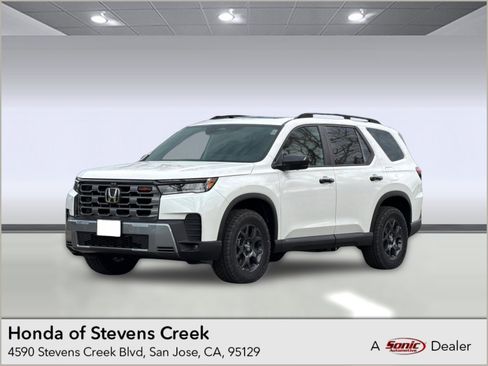 New 2026 Honda Pilot TrailSport image 1
