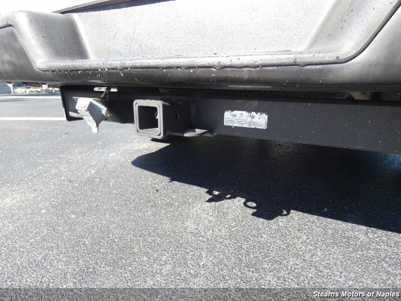 Used 2015 Chevrolet Express 2500 RWD image 12