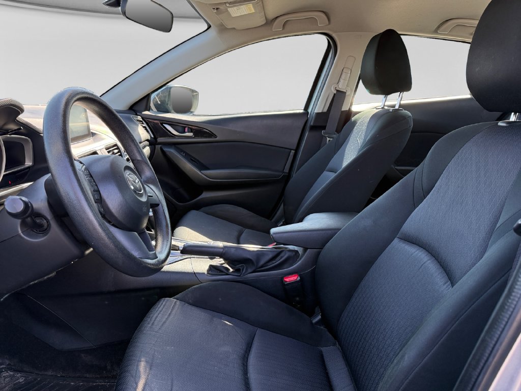 Used 2015 MAZDA MAZDA3 i Sport FWD image 16