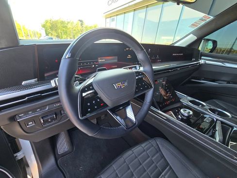 Used 2025 Cadillac Escalade V w/ LPO, Floor Liner Package AWD/4WD image 17