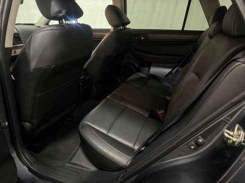 Used 2017 Subaru Outback 2.5i Limited image 21