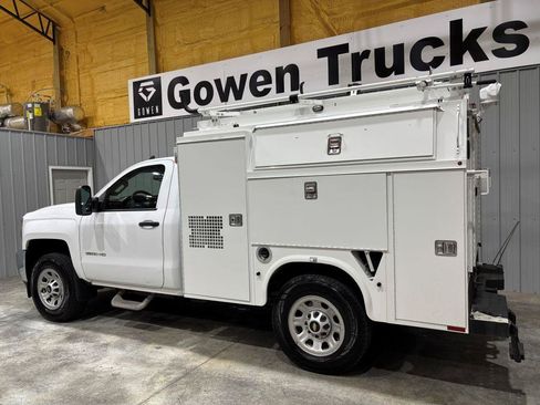 Used 2017 Chevrolet Silverado 3500 W/T RWD image 5