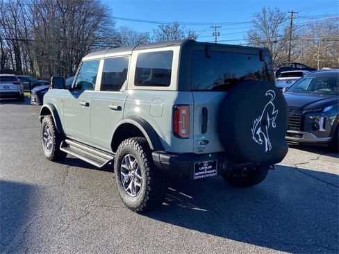 Used 2024 Ford Bronco Badlands image 7
