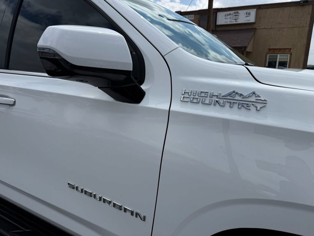 Used 2021 Chevrolet Suburban High Country AWD/4WD image 13