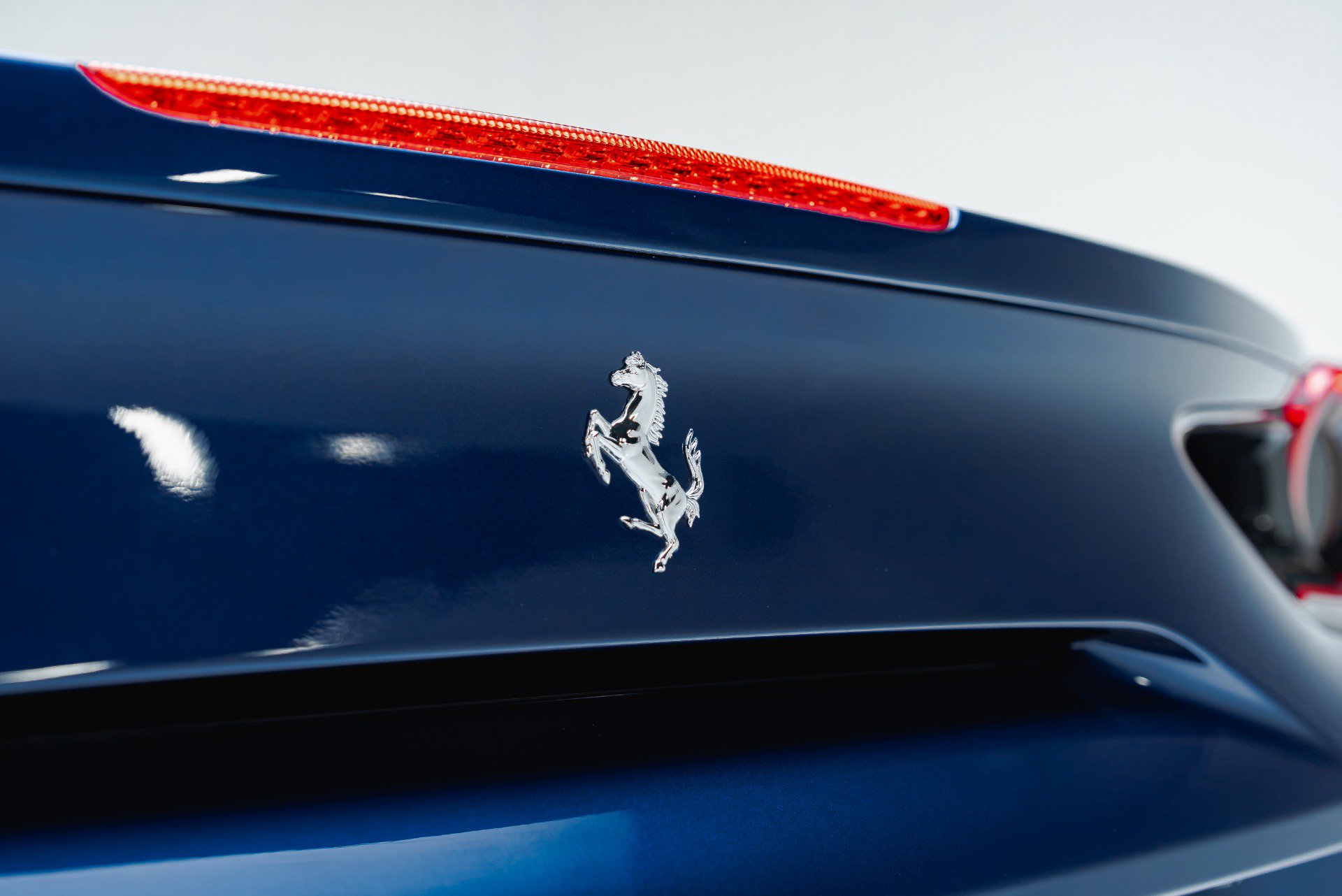 Used 2019 Ferrari 488 Spider RWD image 38