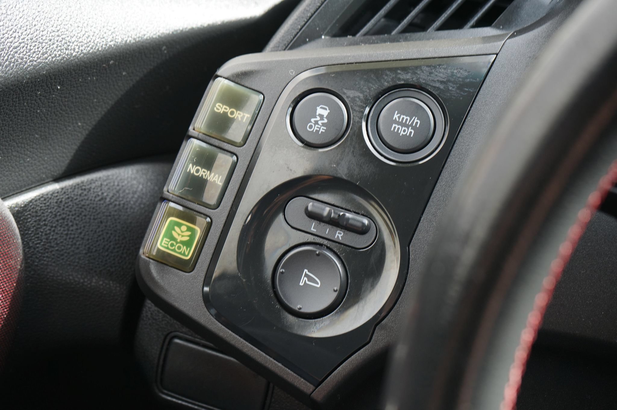 Used 2013 Honda CR-Z EX image 22