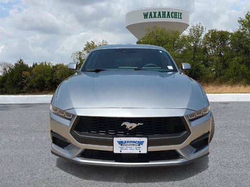 Certified 2024 Ford Mustang Coupe RWD image 2