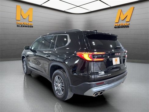 Used 2025 GMC Acadia Elevation image 6