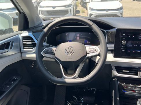 New 2025 Volkswagen Taos SE image 6