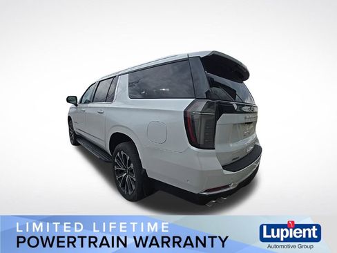 Used 2025 Chevrolet Suburban High Country w/ Sun And Tow Package image 5