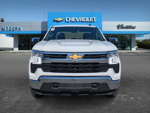 Used 2023 Chevrolet Silverado 1500 LT image 2