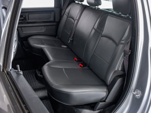 Used 2022 RAM 2500 Tradesman w/ Chrome Appearance Group image 35