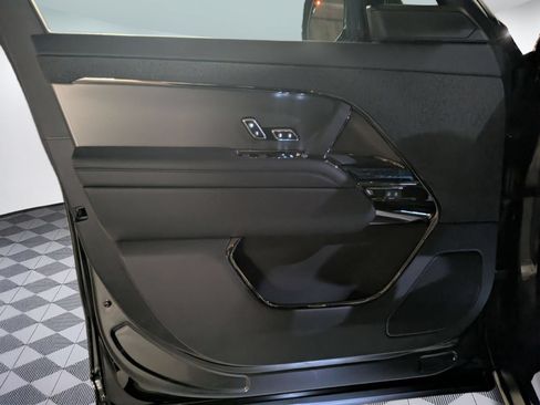 New 2026 Land Rover Range Rover Sport SE AWD/4WD image 11