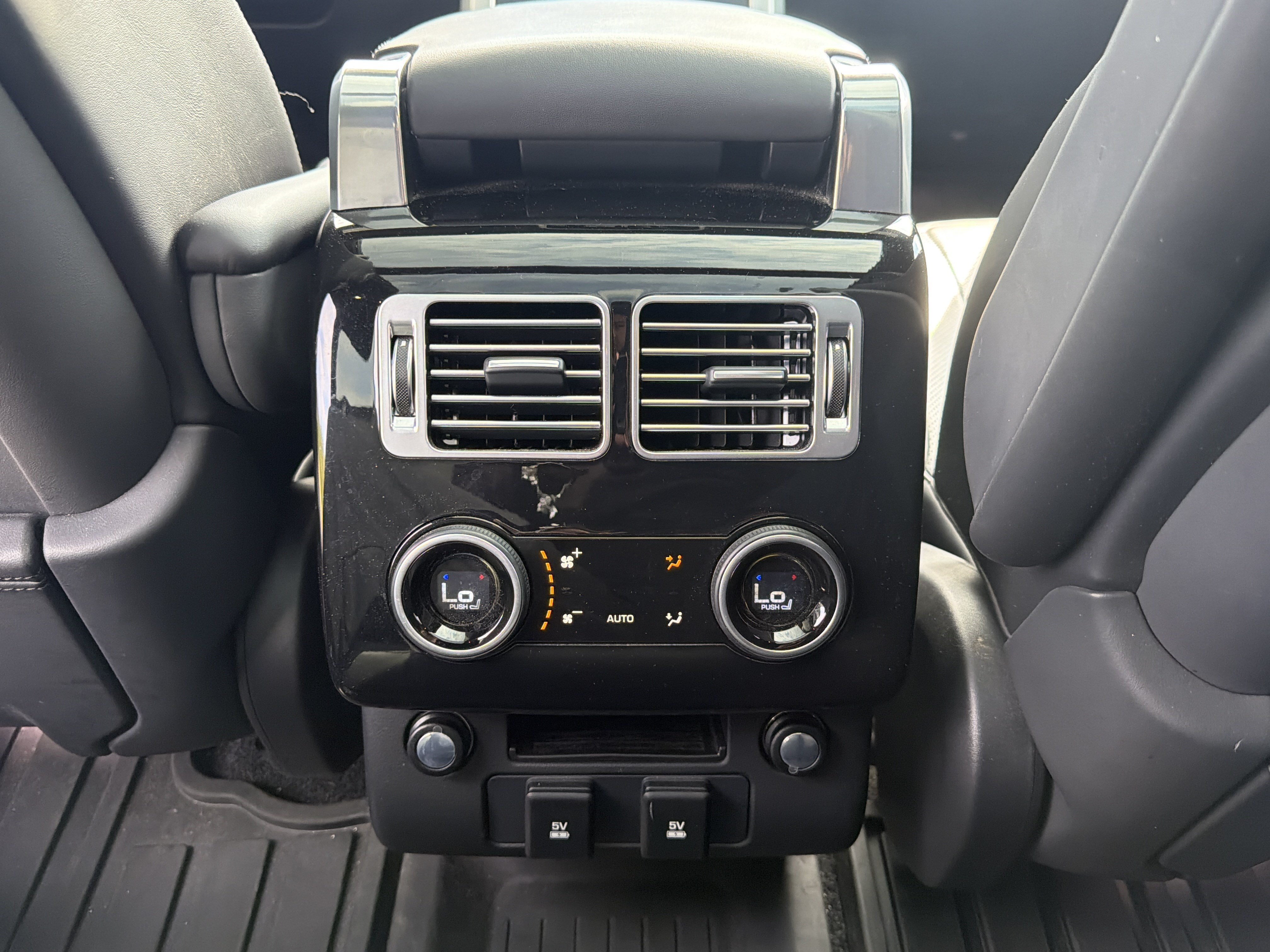 Used 2020 Land Rover Range Rover HSE AWD/4WD image 46