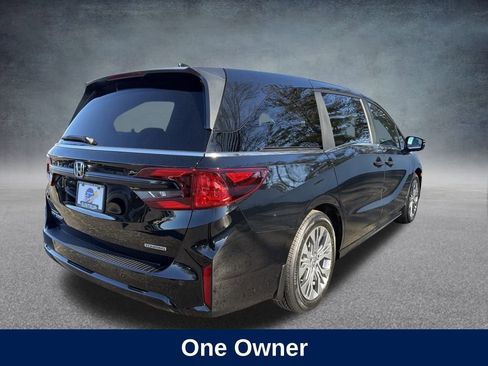 Used 2026 Honda Odyssey Touring image 8